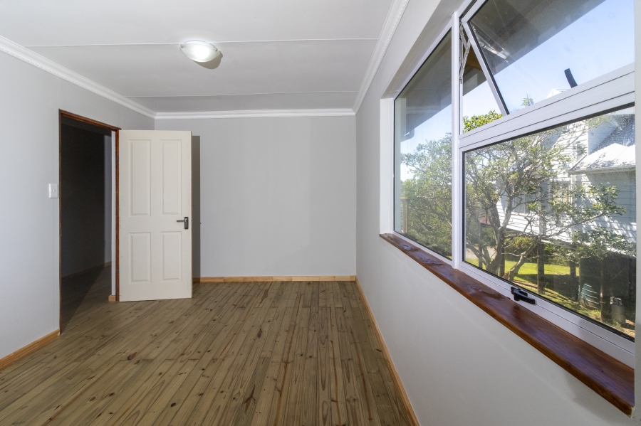 3 Bedroom Property for Sale in Kleinemonde Eastern Cape